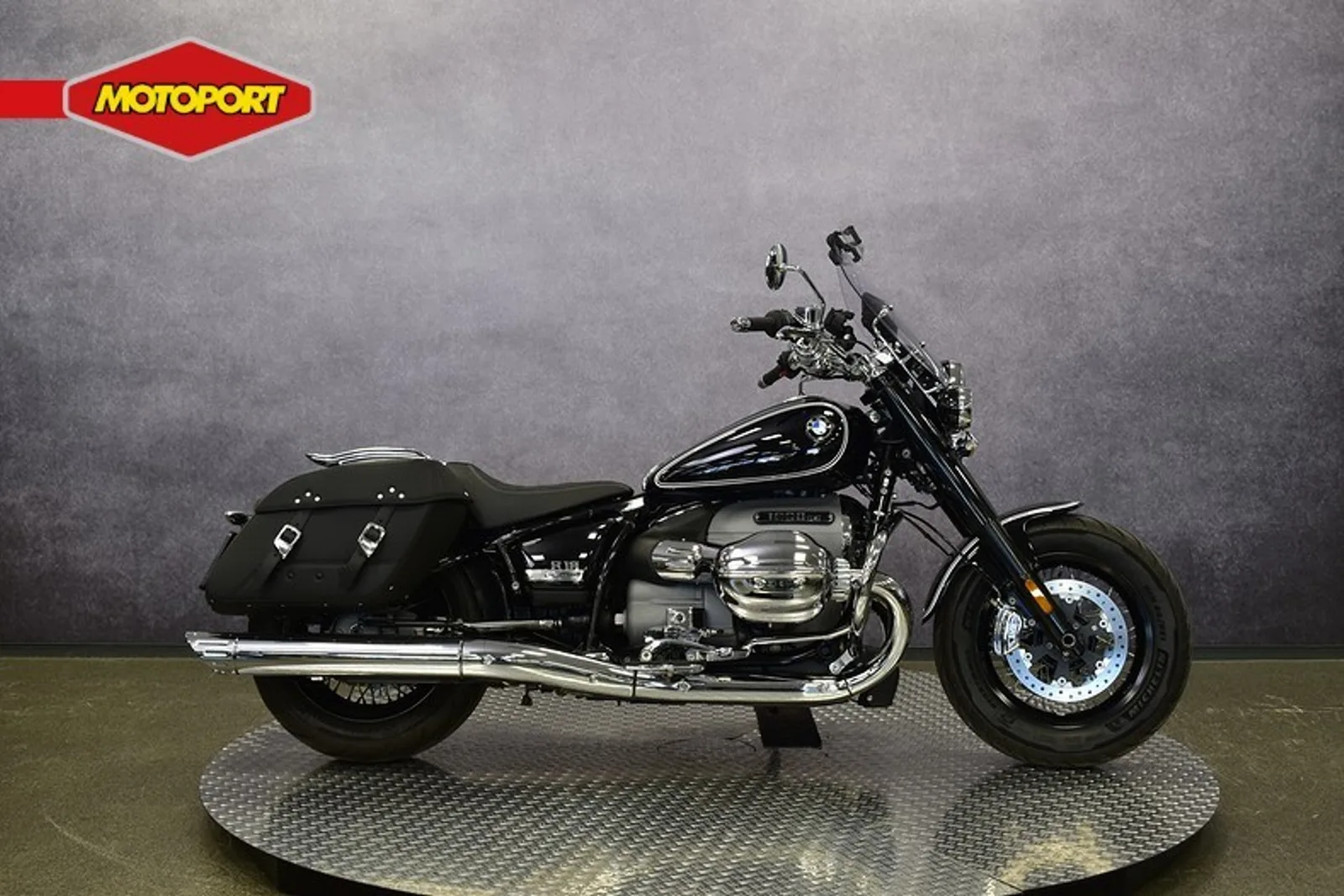BMW R 18 Classic (2021) — foto 1