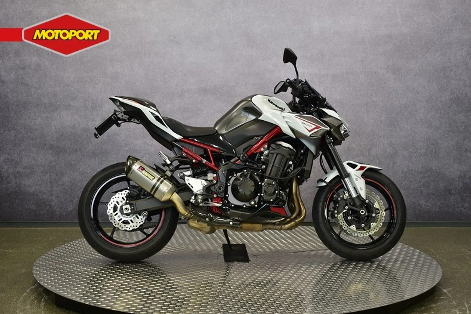 Kawasaki Z900 (2022) — foto 1