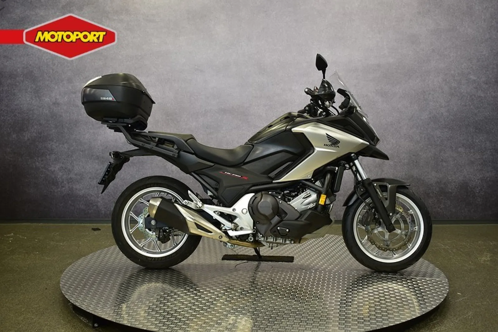 Honda NC750X (2017) — foto 1