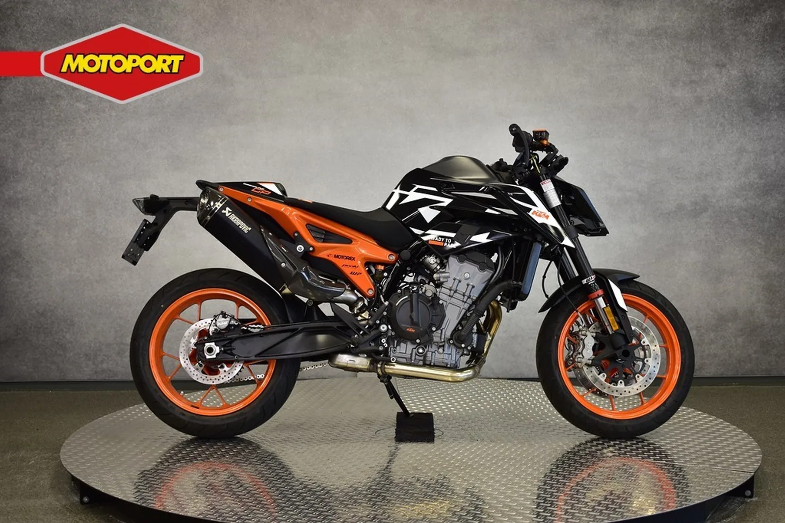 KTM 890 Duke GP (2024) — foto 1