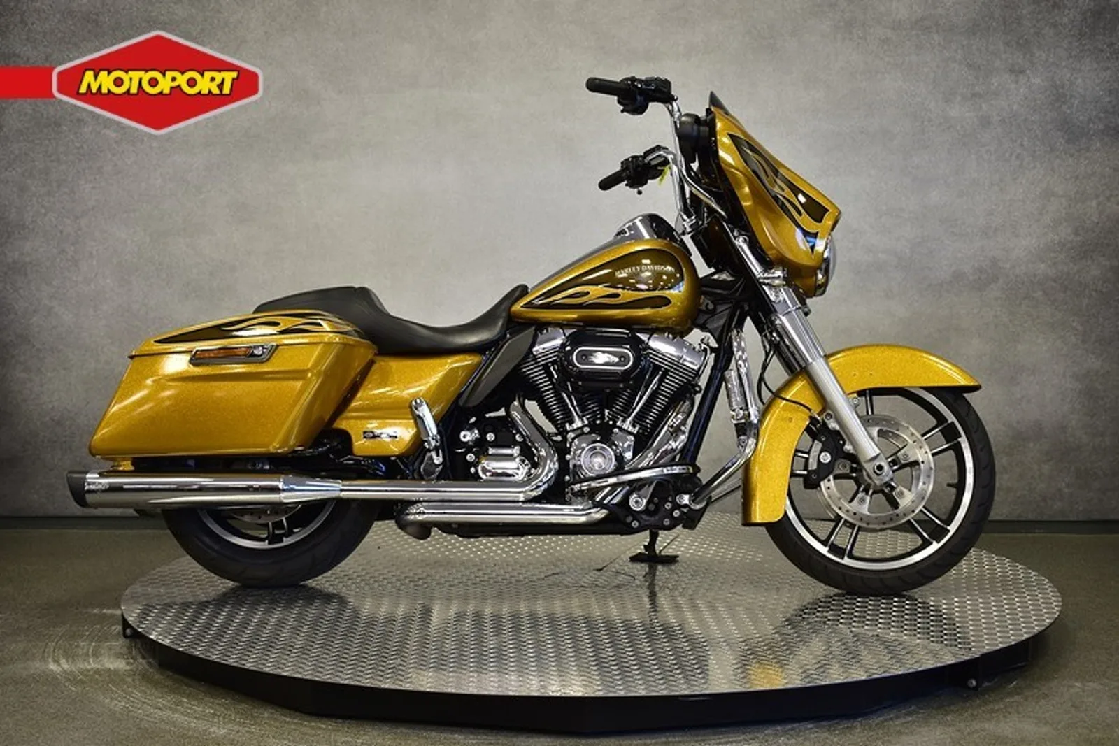 Harley-Davidson Street Glide Special (2016) — foto 1