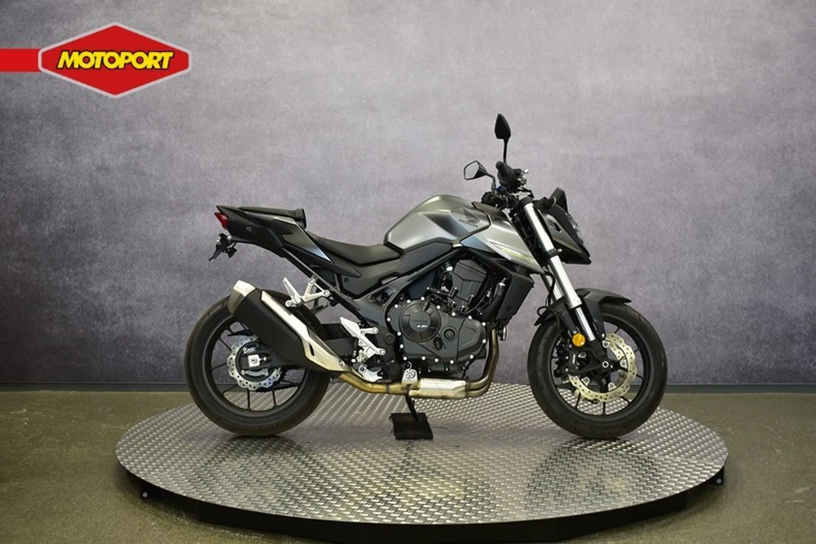 Honda CB 750 Hornet (2023) — foto 1