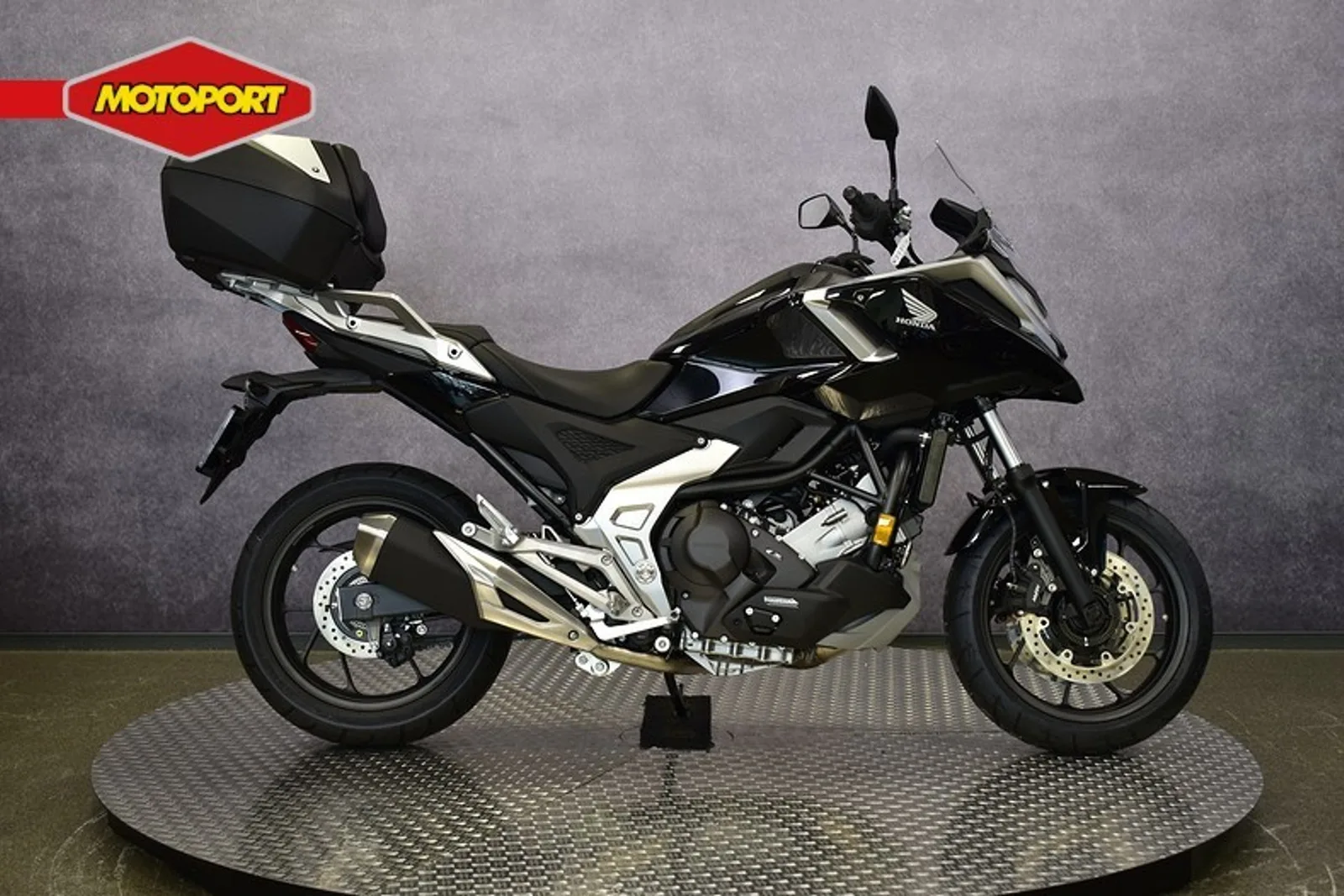 Honda NC750X (2026) — foto 1