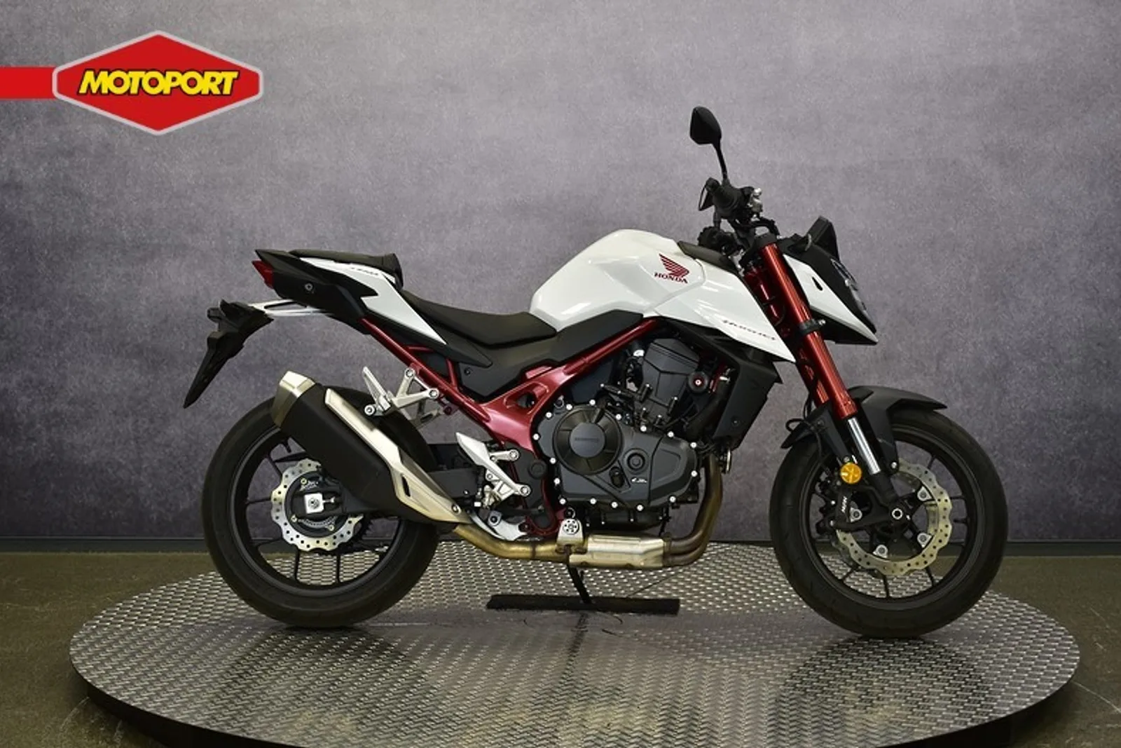 Honda CB 750 Hornet (2023) — foto 1