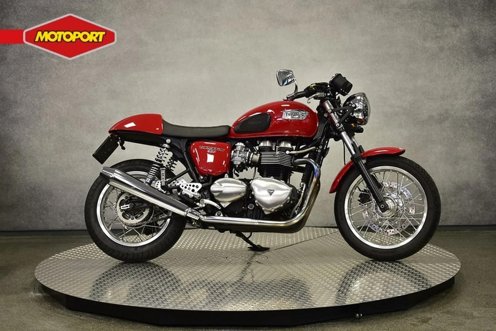 Triumph Thruxton 900 (2012) — foto 1