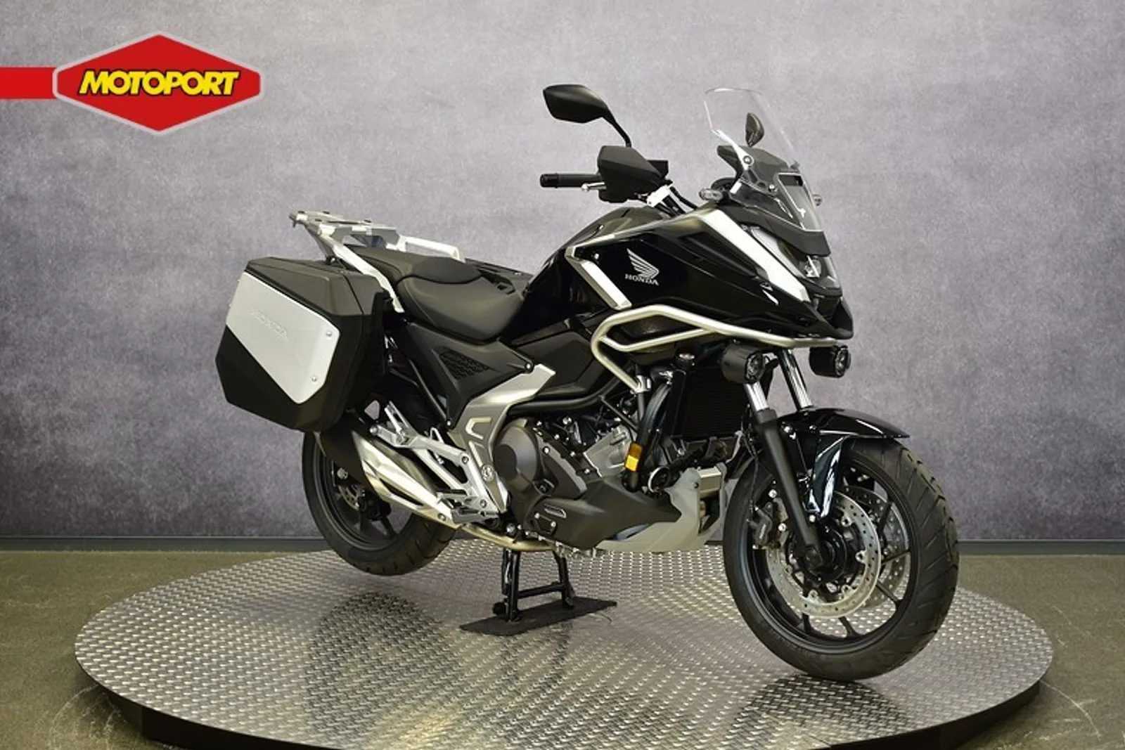 Honda NC750X (2026) — foto 1