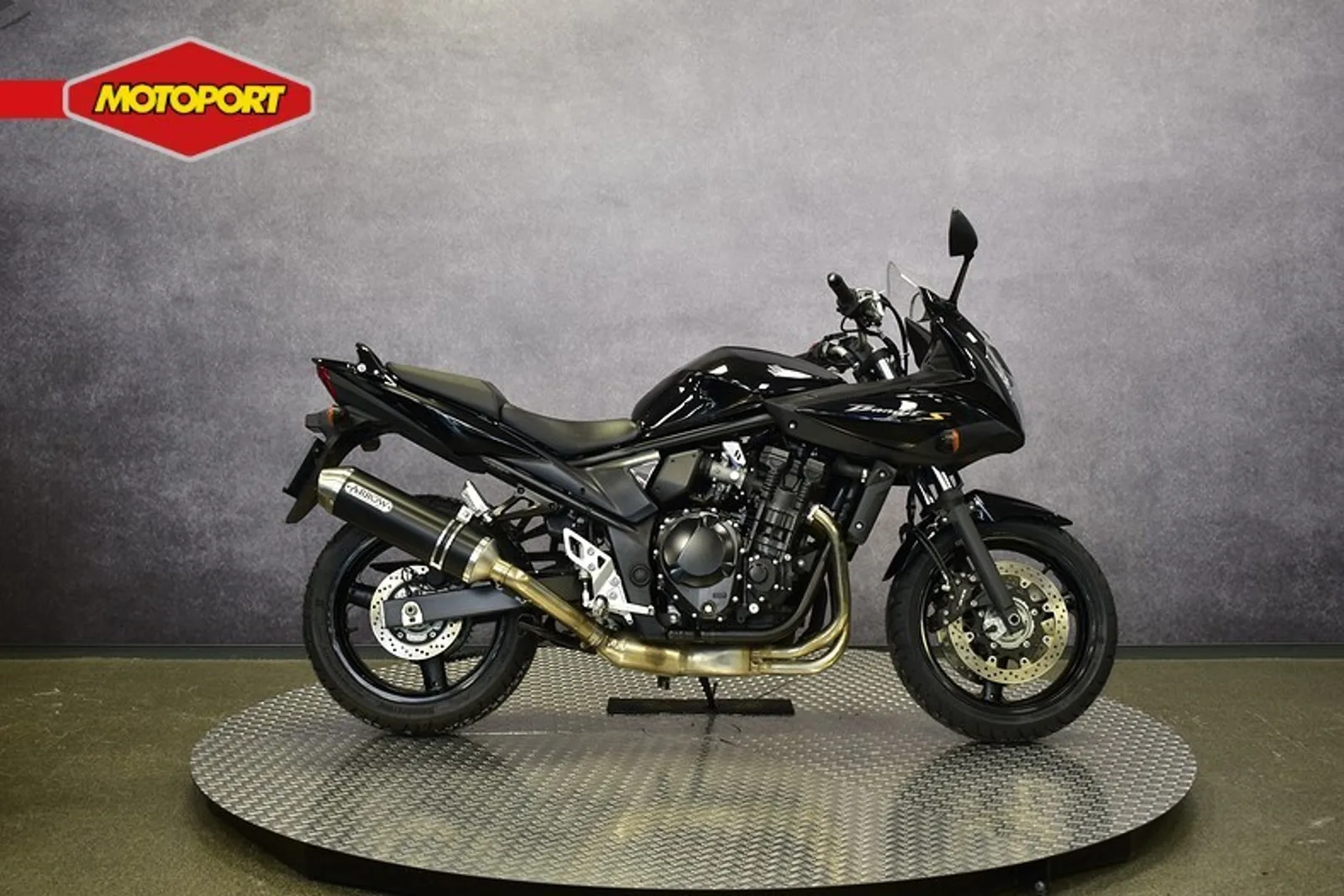 Suzuki GSF 650 BANDIT S (2016) — foto 1