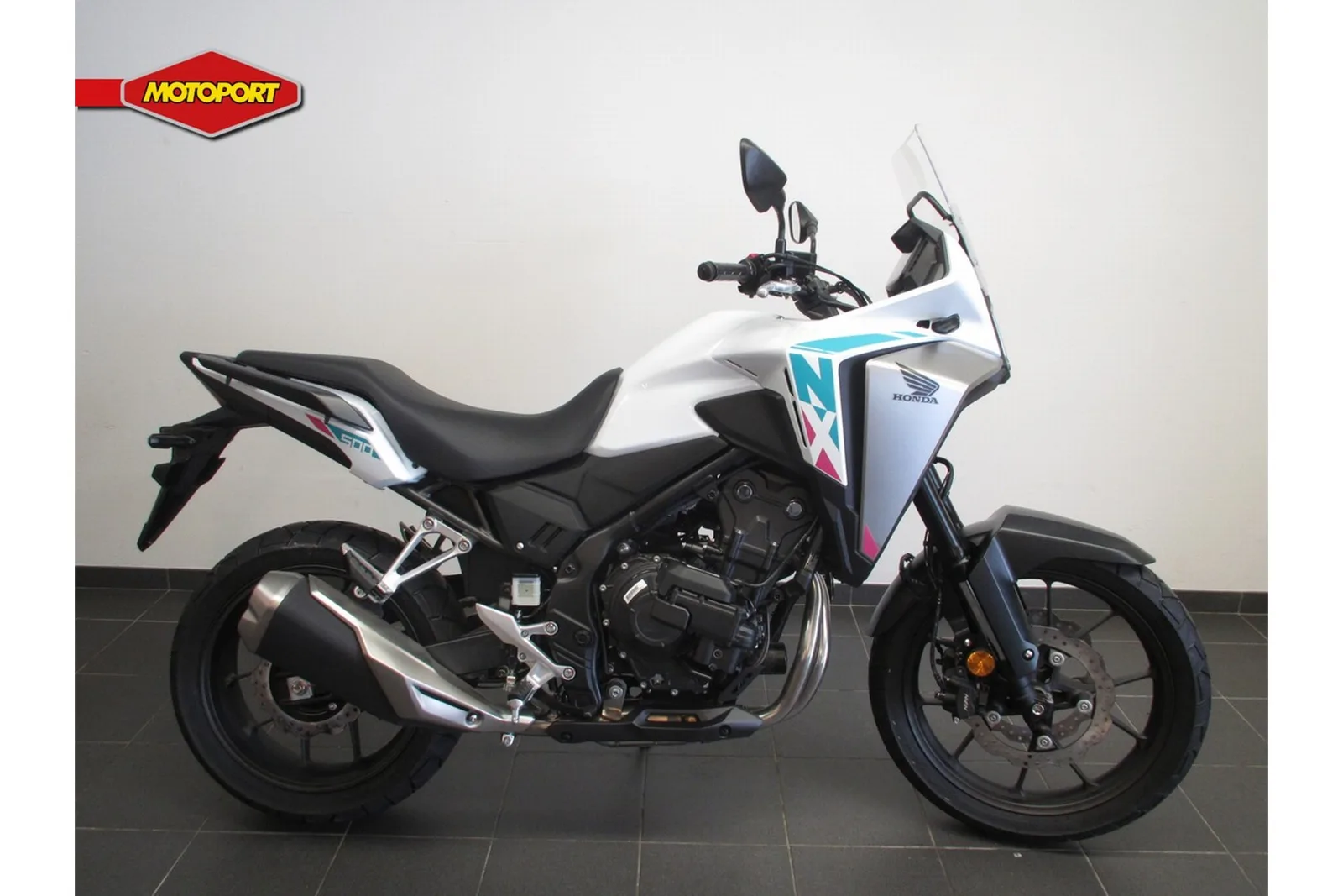 Honda NX 500 (2026) — foto 1