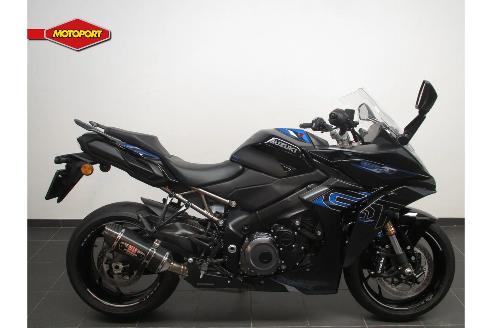 Suzuki GSX-S1000GT (2023) — foto 1