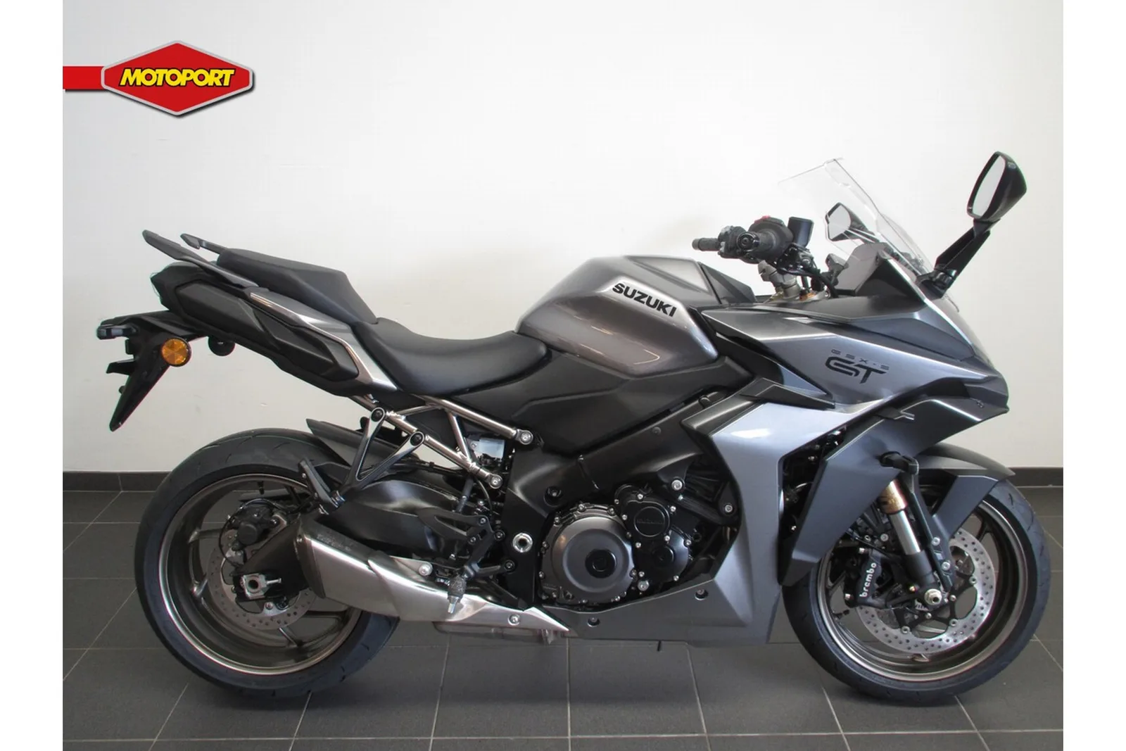 Suzuki GSX-S1000GT (2025) — foto 1