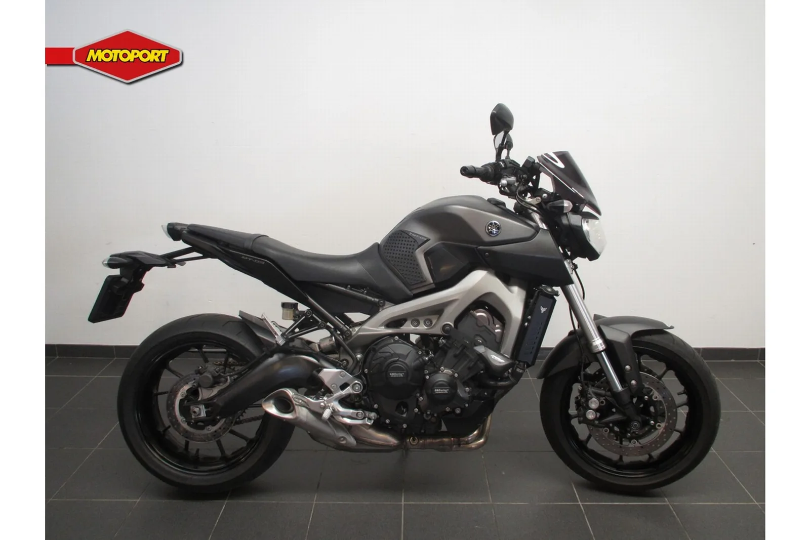 Yamaha MT-09 (2015) — foto 1