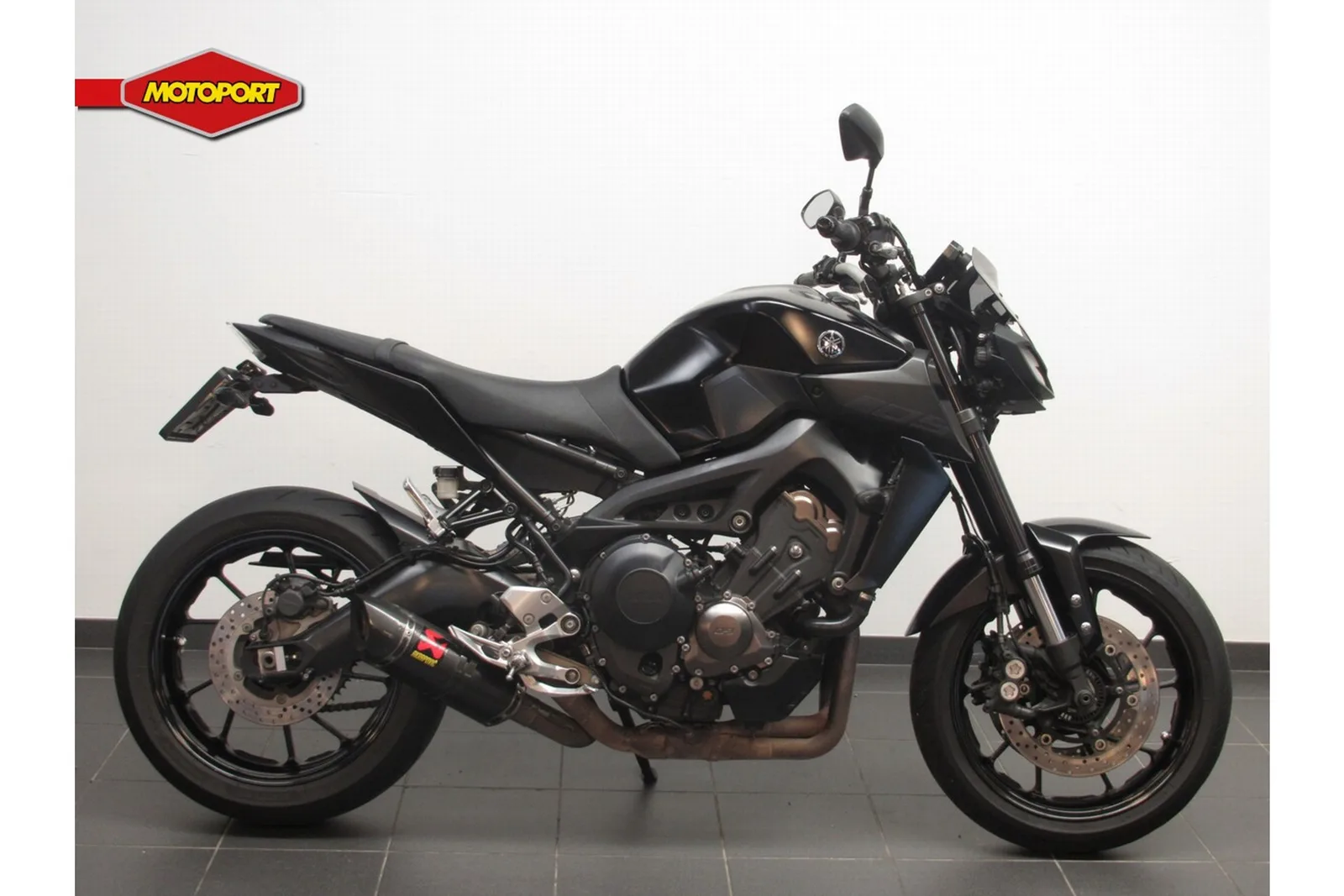 Yamaha MT-09 (2017) — foto 1