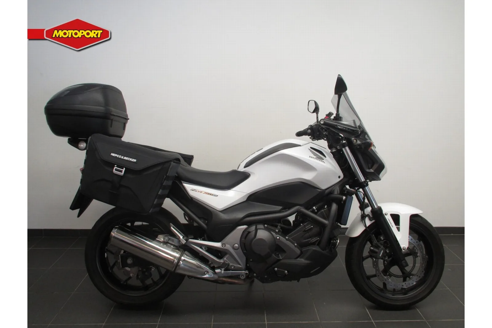 Honda NC 750 S (2014) — foto 1