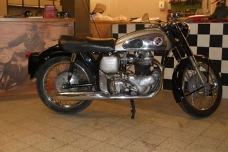 Norton Dominator (1957)