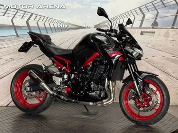 Kawasaki Z900 (2021) — foto 1