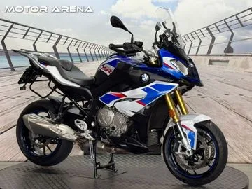 BMW S 1000 XR (2018) — foto 1