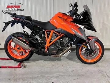 KTM 1290 Super Duke GT (2021) — foto 1