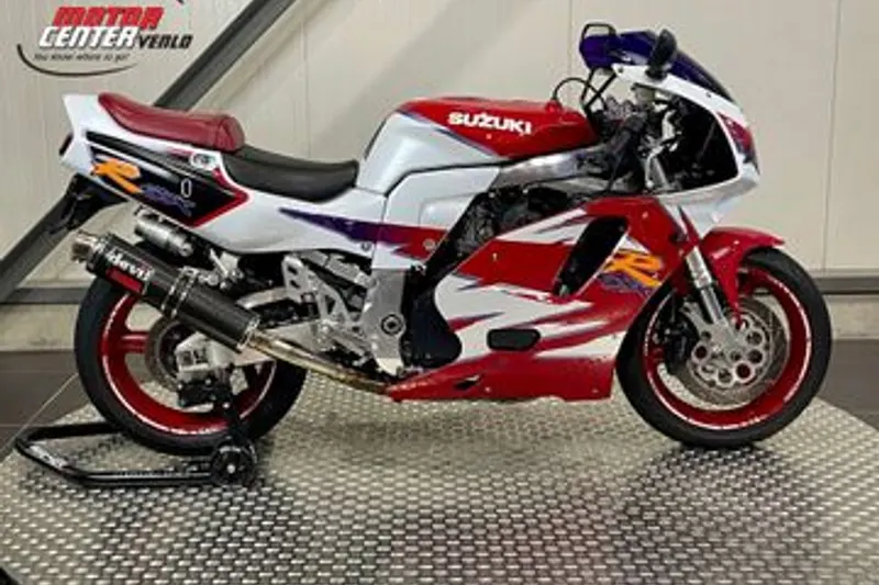 MG SUZUKIGSX-R750 (1997)
