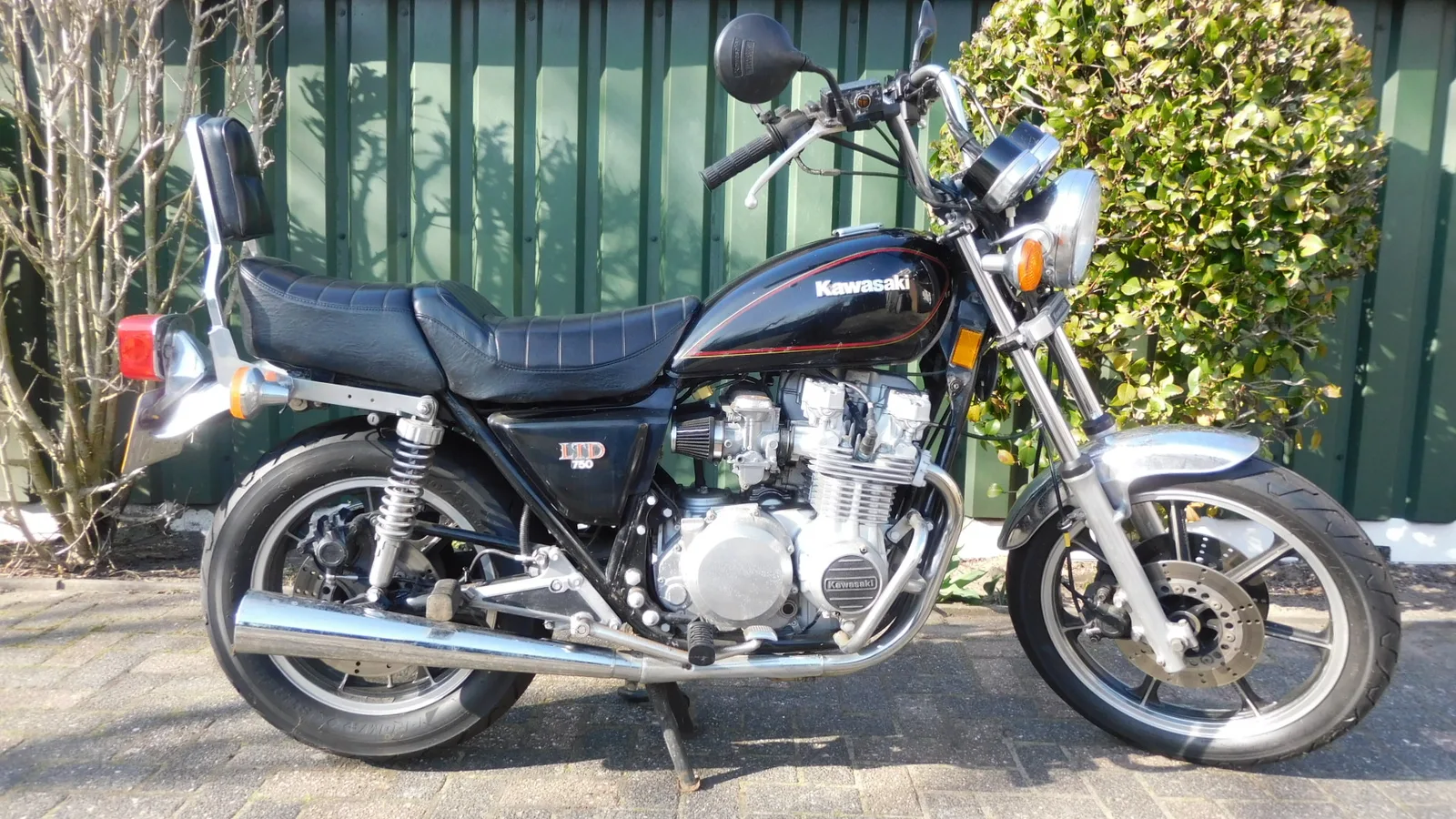 Kawasaki KZ 750 (1981) — foto 1