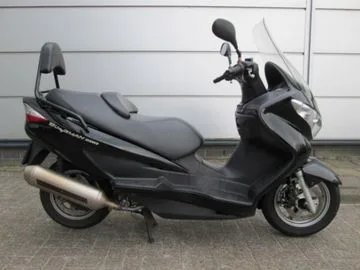 Suzuki UH 200 (2008) — foto 1