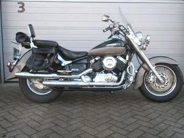 Yamaha XVS 650 A Dragstar Classic (2000) — foto 1