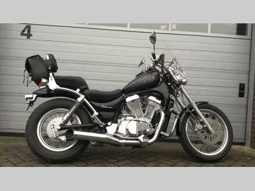 Suzuki VS 400 Intruder (1997) — foto 1