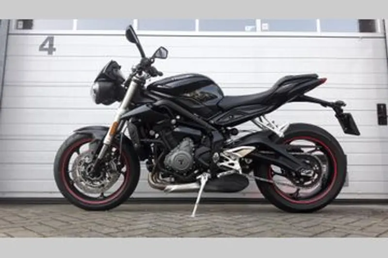 Triumph Street Triple S (2018)