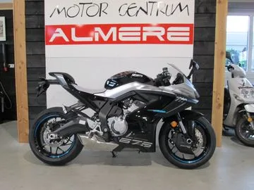 CFMoto 675SR-R (2026) — foto 1