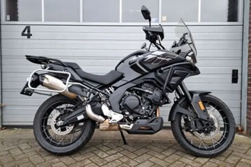 CFMoto 700 MT (2026)