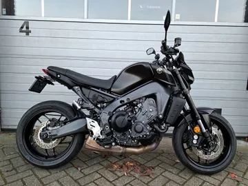 Yamaha MT-09 (2023) — foto 1