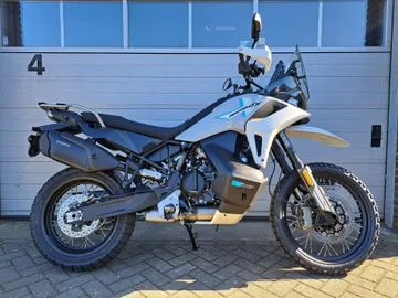 CFMoto 1000 MT-X (2026) — foto 1