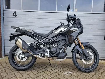 CFMoto 450 MT (2026) — foto 1