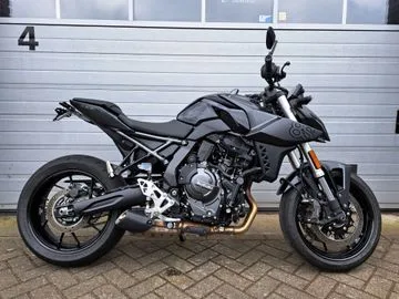 Suzuki GSX-8S (2023) — foto 1