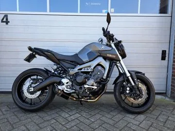 Yamaha MT-09 (2014) — foto 1