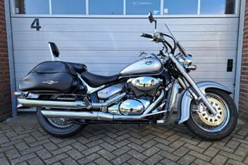 Suzuki C 800 Intruder (2006)