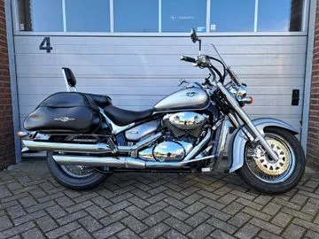 Suzuki C 800 Intruder (2006) — foto 1