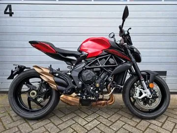 MV Agusta Brutale 800 (2024) — foto 1