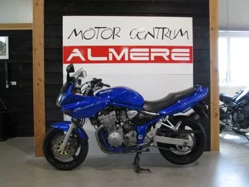 Suzuki GSF 600 S Bandit (2004) — foto 1