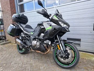 Kawasaki Versys 1000 GRAND TOURER (2024) — foto 1