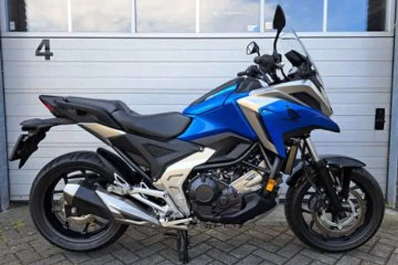 Honda NC750X (2022)