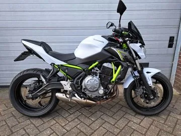 Kawasaki Z650 (2017) — foto 1