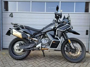 CFMoto 800 Mt-x (2025) — foto 1