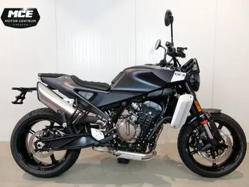 Husqvarna Svartpilen 801 (2026) — foto 1