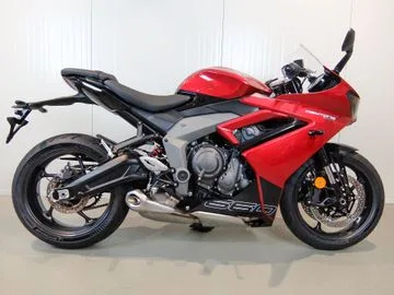 Triumph Daytona 660 (2026) — foto 1