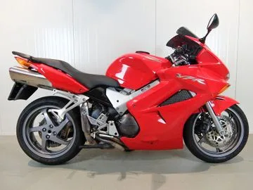 Honda VFR 800 FI (2005) — foto 1