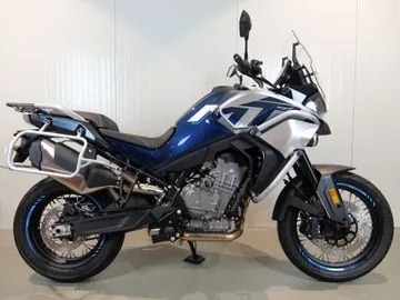 CFMoto 800 MT (2026) — foto 1