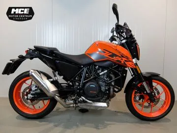 KTM 690 Duke (2018) — foto 1