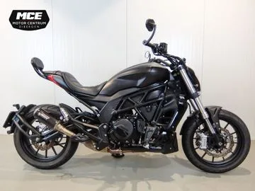 Benelli 502C (2020) — foto 1