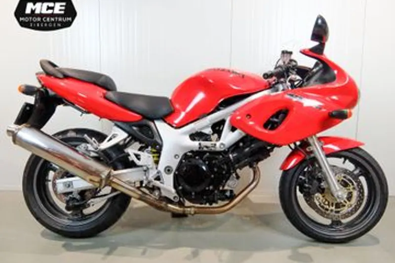 Suzuki SV650S (2000)