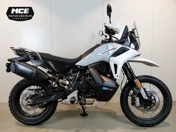 CFMoto 1000 MT-X (2026) — foto 1